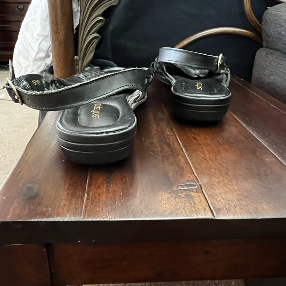 ❄️ 3/$15 Softspots Women’s Sandal - Picture 7 of 9